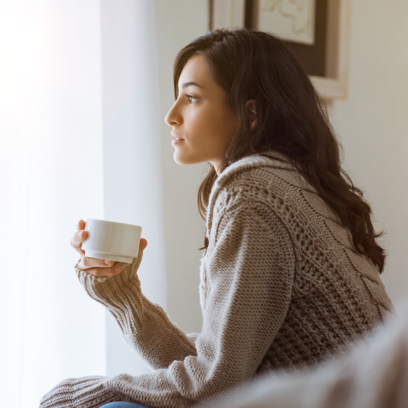 girl drinking coffee